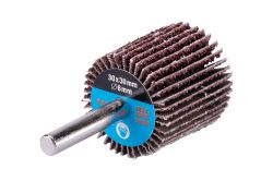 Lamelov kot so stopkou 30x30x6mm P40