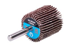 Lamelov kot so stopkou 30x30x6mm P60