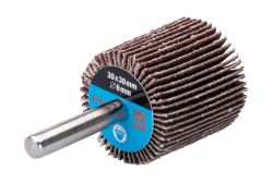 Lamelov kot so stopkou 30x30x6mm P100